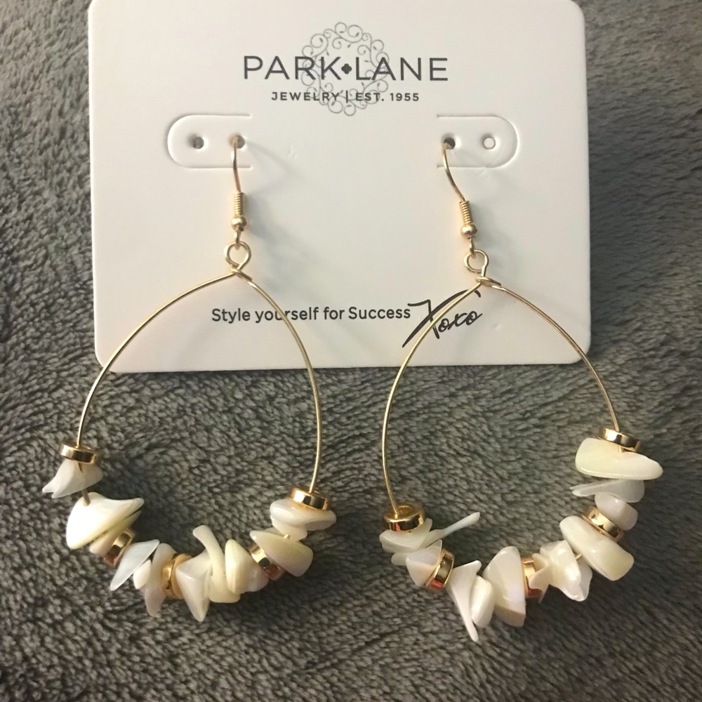Park Lane Shell Earrings